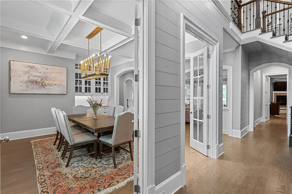 7 bed, 7.5 bath, 7777 sqft, $27,500 — Photo 4