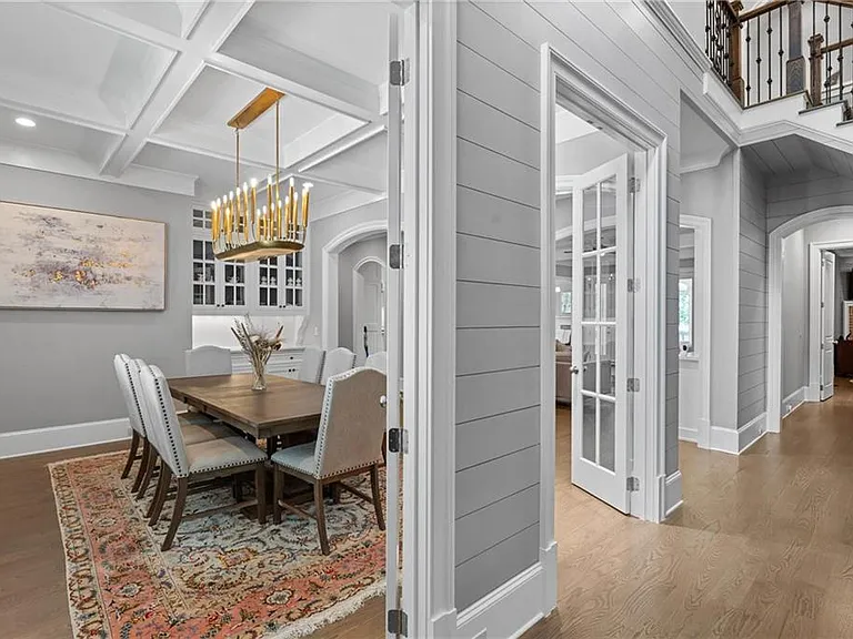 1685 Mount Paran Rd NW — Photo 4