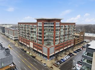 350 N Main St, Royal Oak, MI 48067