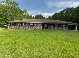 1484 Ray St, Prentiss, MS 39474