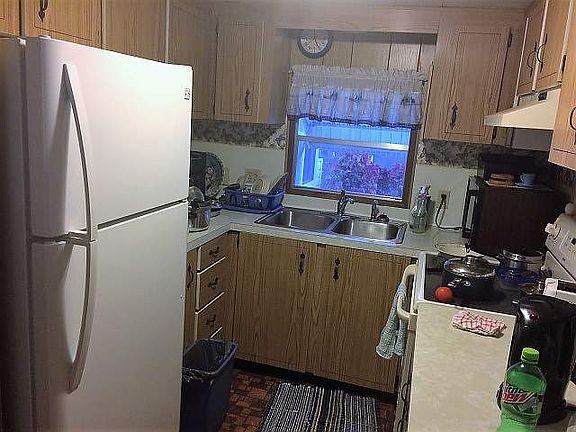 4th image of 1803 Jeri Kay Ln
