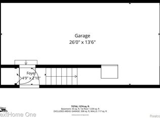 432 Maple Cove Cir #12, Saline, MI 48176