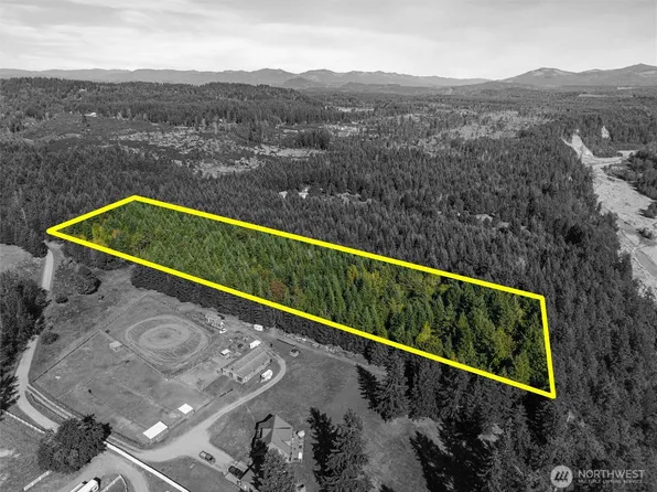 16815 224th Avenue Ct E, Orting, WA 98360