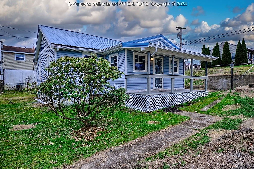 2820 28th St, Nitro, WV 25143 Zillow