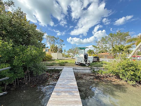 3rd image of 317 12th Ave Lot 35