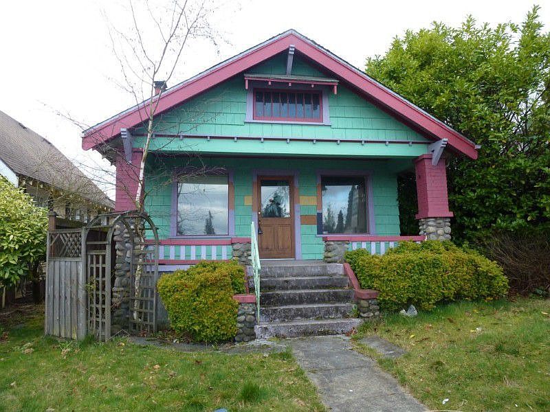 1st image of 3208 6th Ave