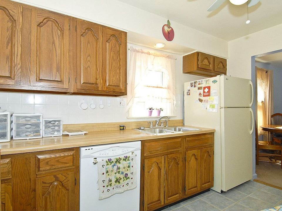 1st image of 9513 Theodosia Ave