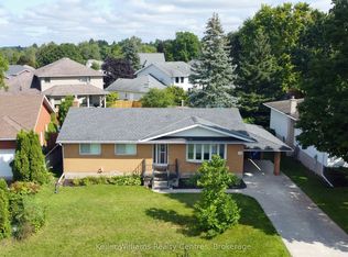 72 3rd St, Hanover, ON N4N 3H9
