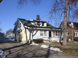 4209 Beaver Crest Dr, Des Moines, IA 50310