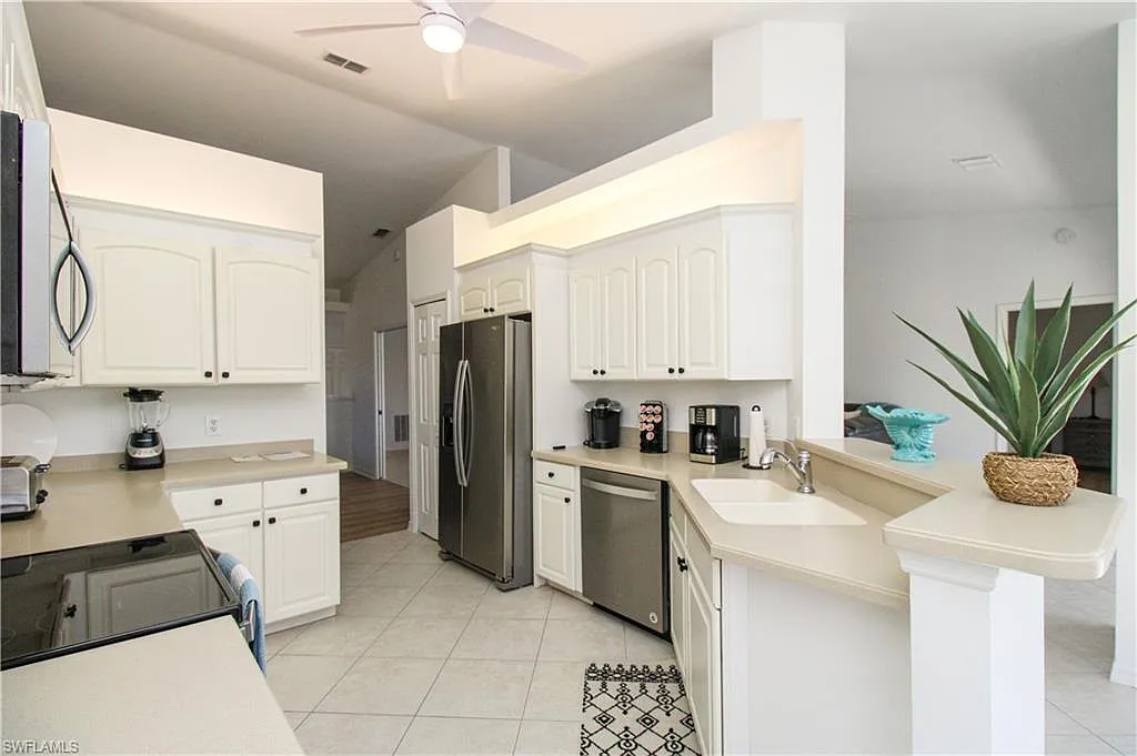 2 bed, 2.0 bath, 1793 sqft, $6,000 — Photo 1