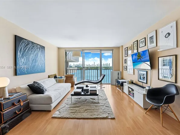 800 West Ave APT 917, Miami Beach, FL 33139