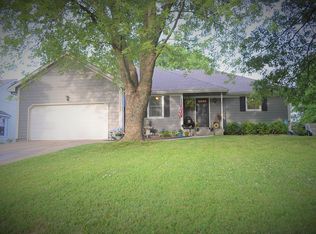 1305 Sycamore Dr, Louisburg, KS 66053