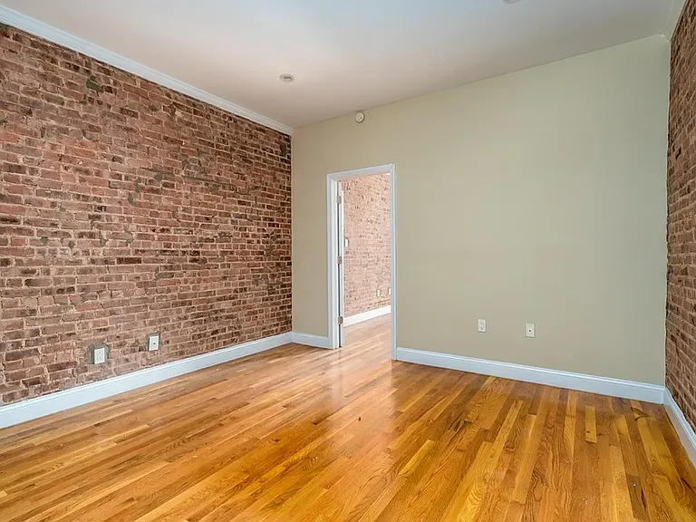 994 Bushwick Ave #1L — Photo 2