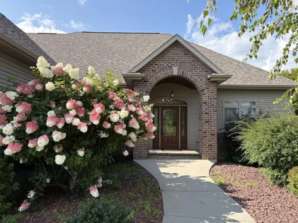 N6393 Tradewinds CIRCLE, Beaver Dam, WI 53916