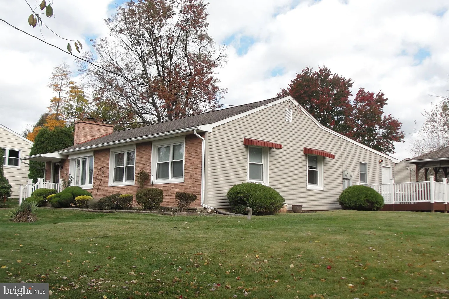 2257 Tulip Ave photo 1