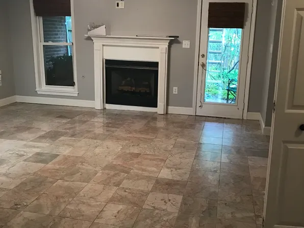 204 Woodlake Dr #204, Brandon, MS 39047