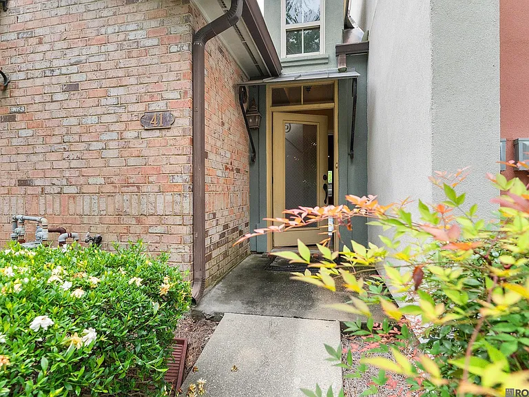 11110 Boardwalk Dr #41 — Photo 2
