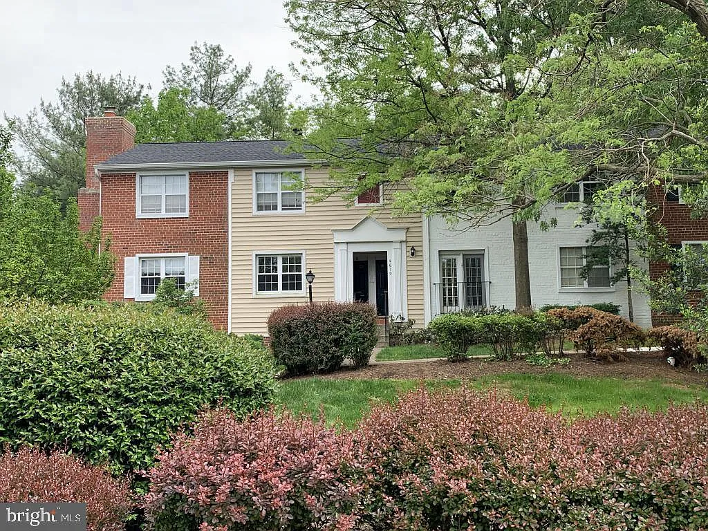 2 bed, 1.0 bath, 755 sqft, $2,150 — Photo 1