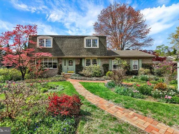 3 Lori Ct, Reading, PA 19606