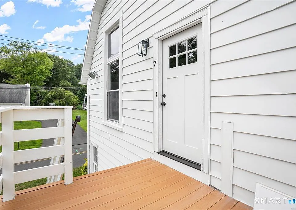 141 Grinnell St #7