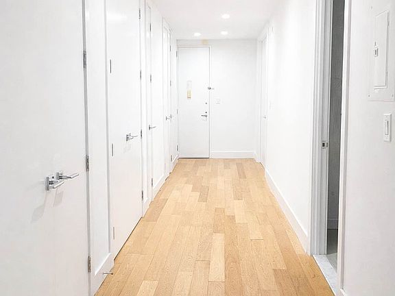 5th image of 53 Park Pl #11S