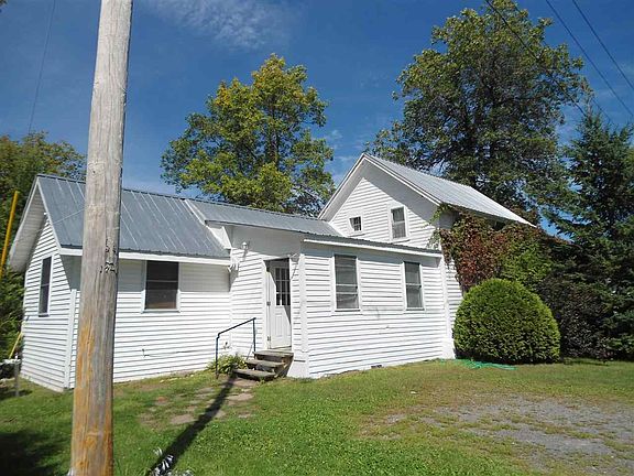 4th image of 631 Linden St