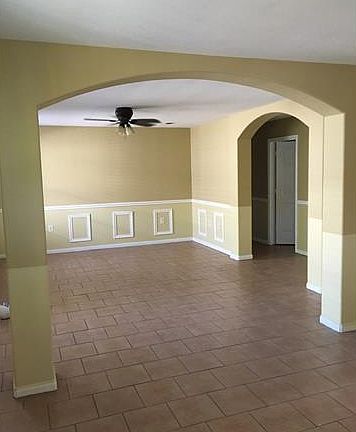 4th image of 4614 Blue Meadow Dr