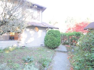 13714 NE 85th St, Redmond, WA 98052