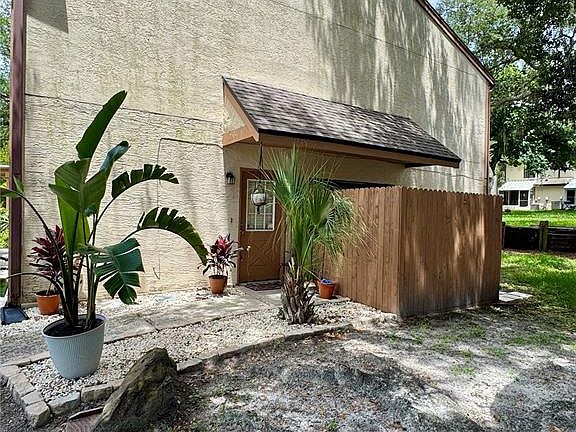 2nd image of 2504 Brigadoon Dr