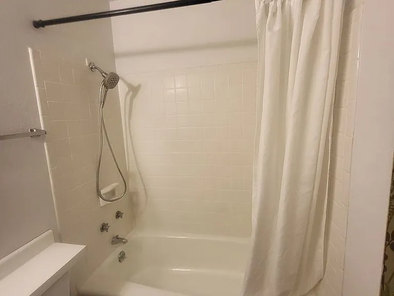 1601 Pennsylvania St NE #Y-2 — Photo 5