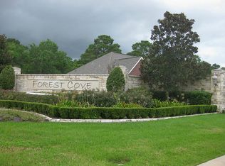 5608 Forest Cove Dr, Dickinson, TX 77539