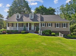 142 Annin Rd, Far Hills, NJ 07931