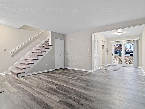 2nd image of 1202 E Walford Dr #11111012