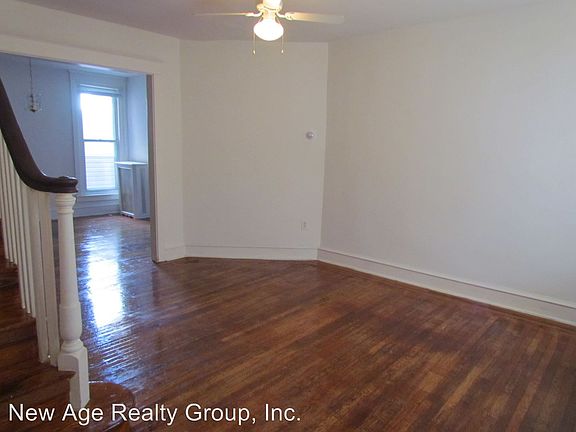 3rd image of 4343 Devereaux St