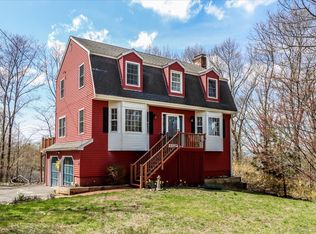 19 Fairchild Rd, Newtown, CT 06470