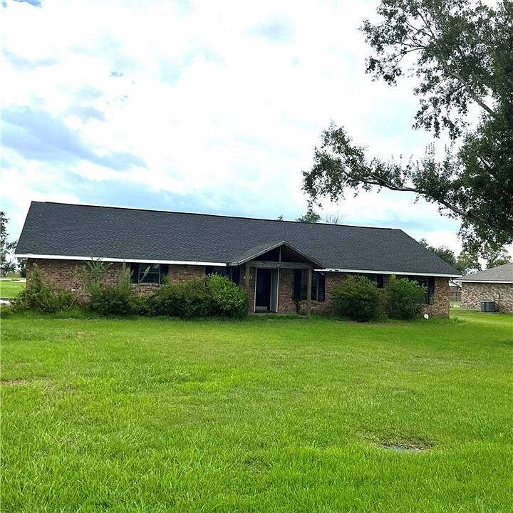 1st image of 7014 Windmill Ln