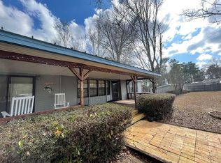 416 White Oak Dr, Eufaula, AL 36027