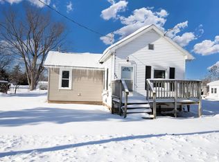 413 Lima St, New London, WI 54961