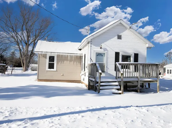 413 Lima St, New London, WI 54961