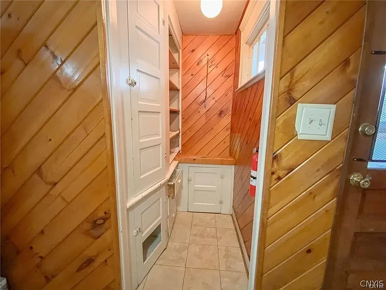 909 Ackerman Ave #909 — Photo 7