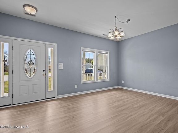 4th image of 115 Craig Drive