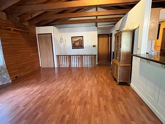 5th image of 1791 Patricia Ln