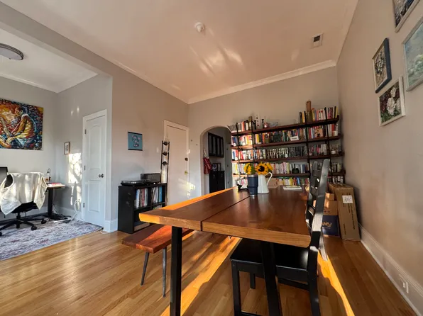 3441 N Seeley Ave #2, Chicago, IL 60618