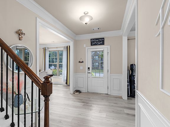 4th image of 2603 Bloom Cir