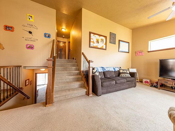 2nd image of 701 Brannon Dr