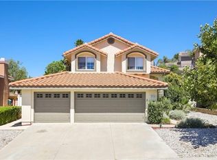 28341 Rodgers Dr, Saugus, CA 91350