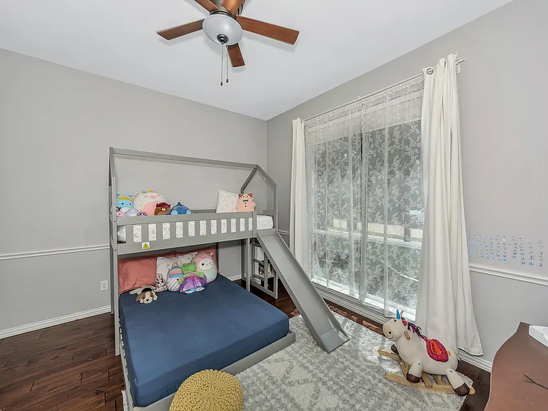3608 Edgestone Dr — Photo 9