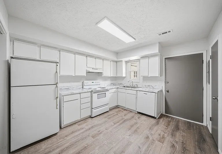 1417 N 20th St #1419 — Photo 2