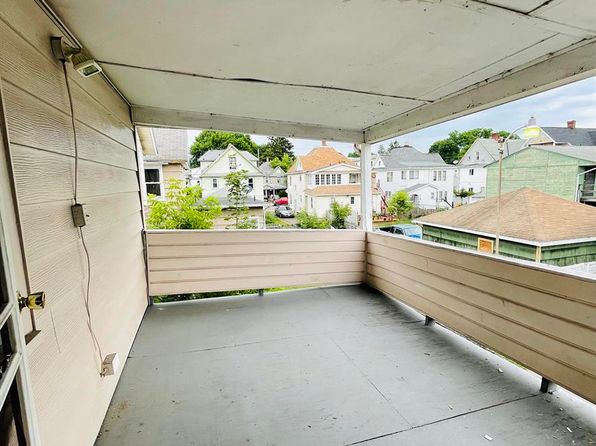 105 Cleveland Ave APT 2