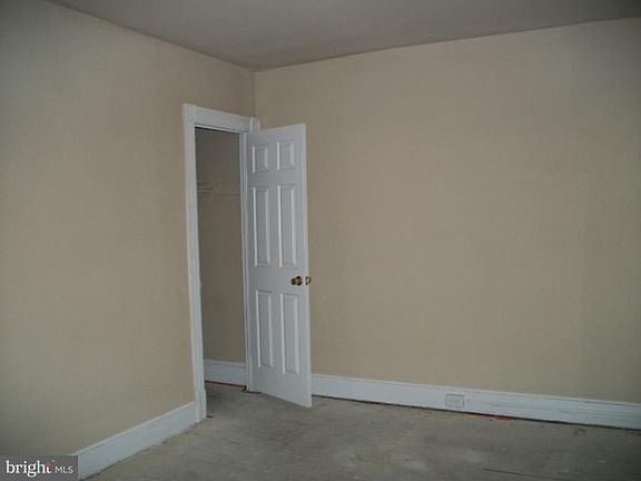 2nd image of 1429 S St SE